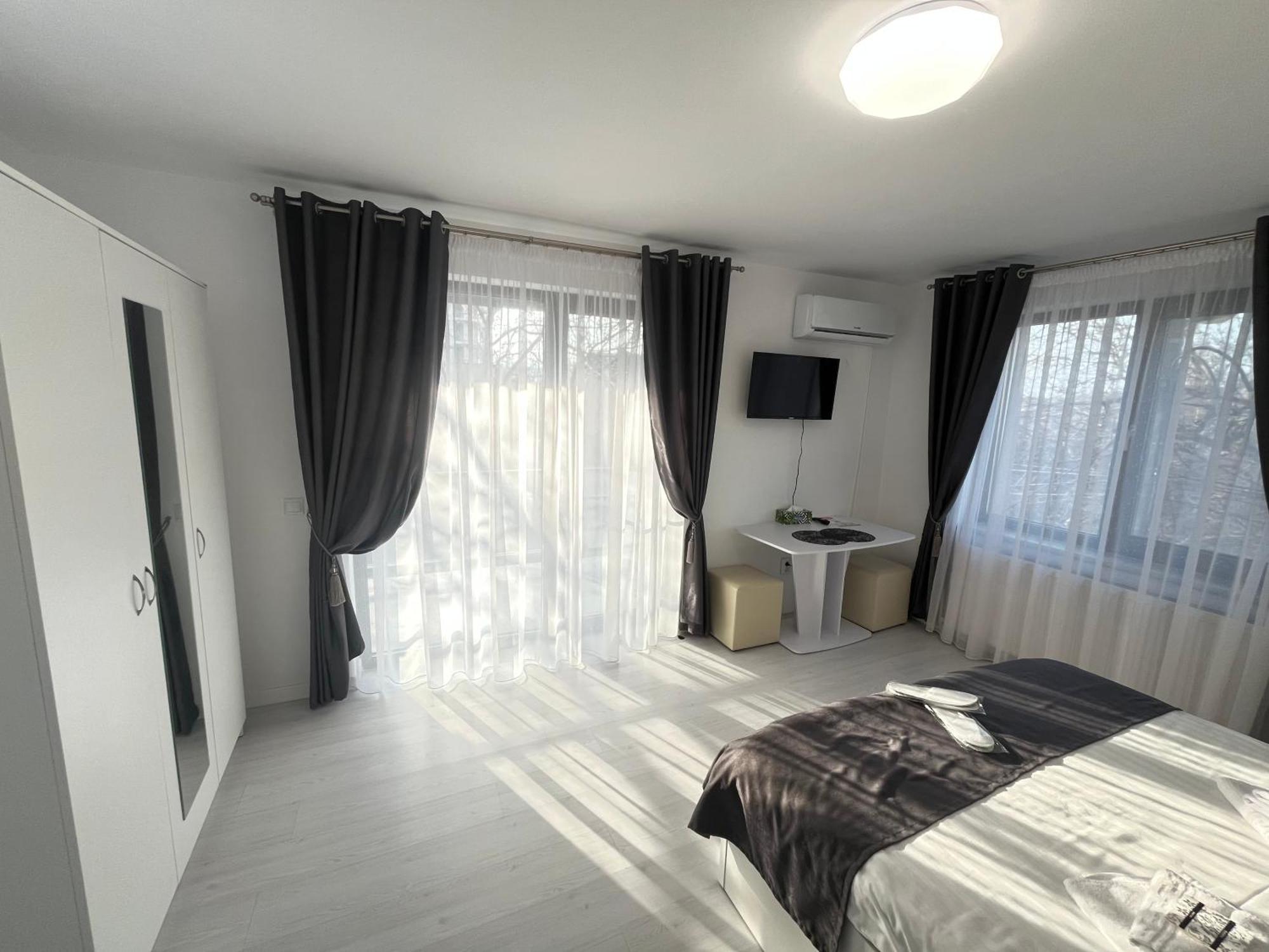 יאשי Hotel Palas Grand View מראה חיצוני תמונה