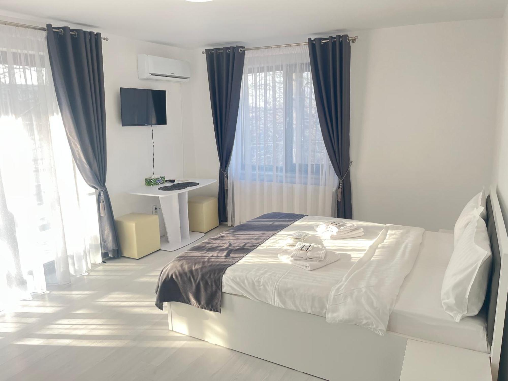 יאשי Hotel Palas Grand View מראה חיצוני תמונה