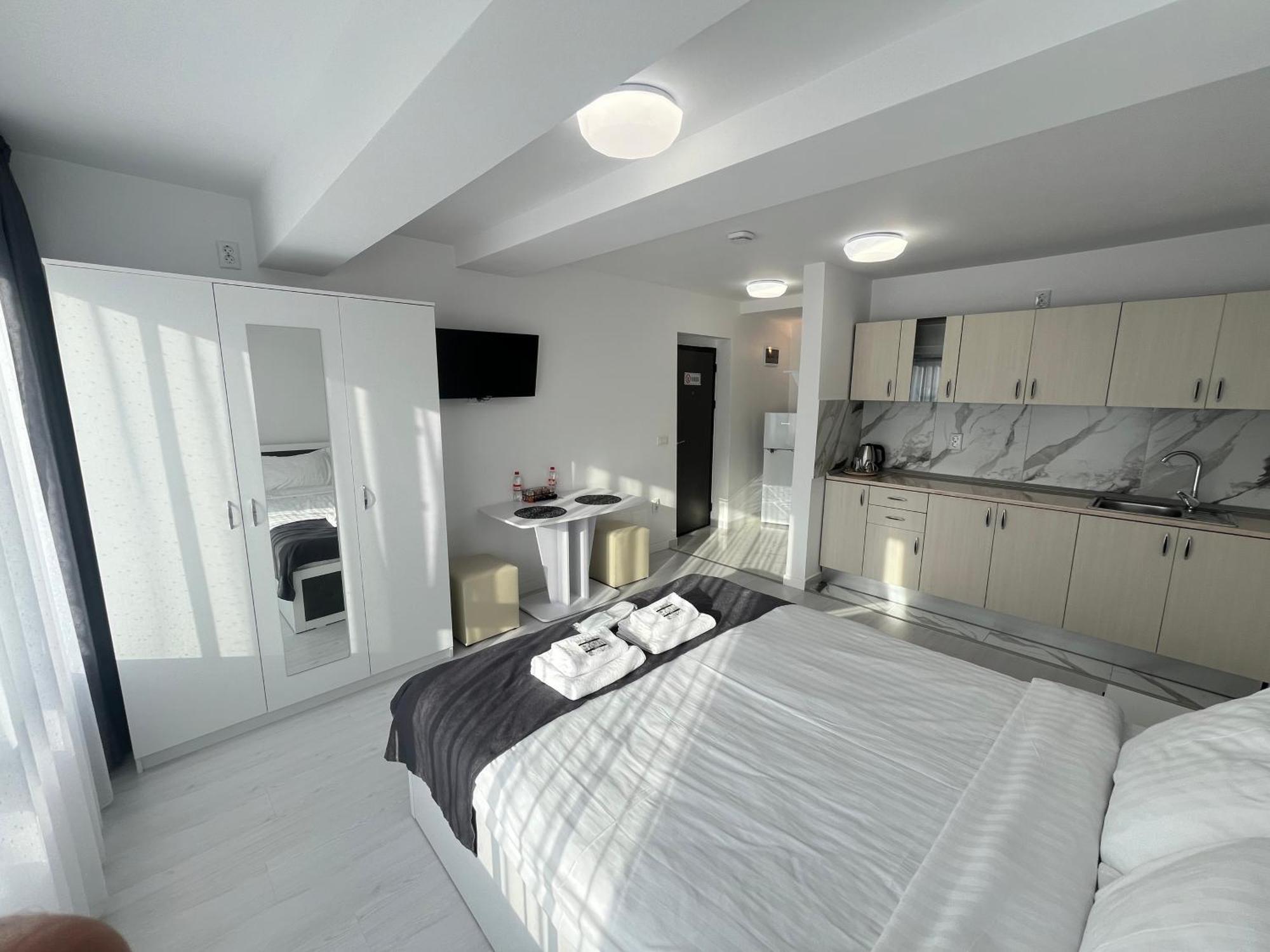 יאשי Hotel Palas Grand View מראה חיצוני תמונה