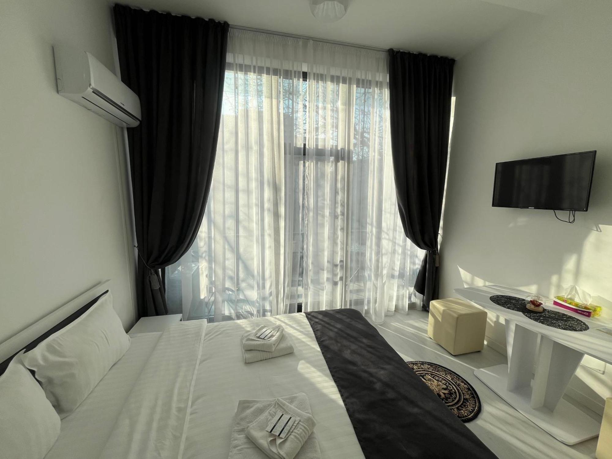 יאשי Hotel Palas Grand View מראה חיצוני תמונה