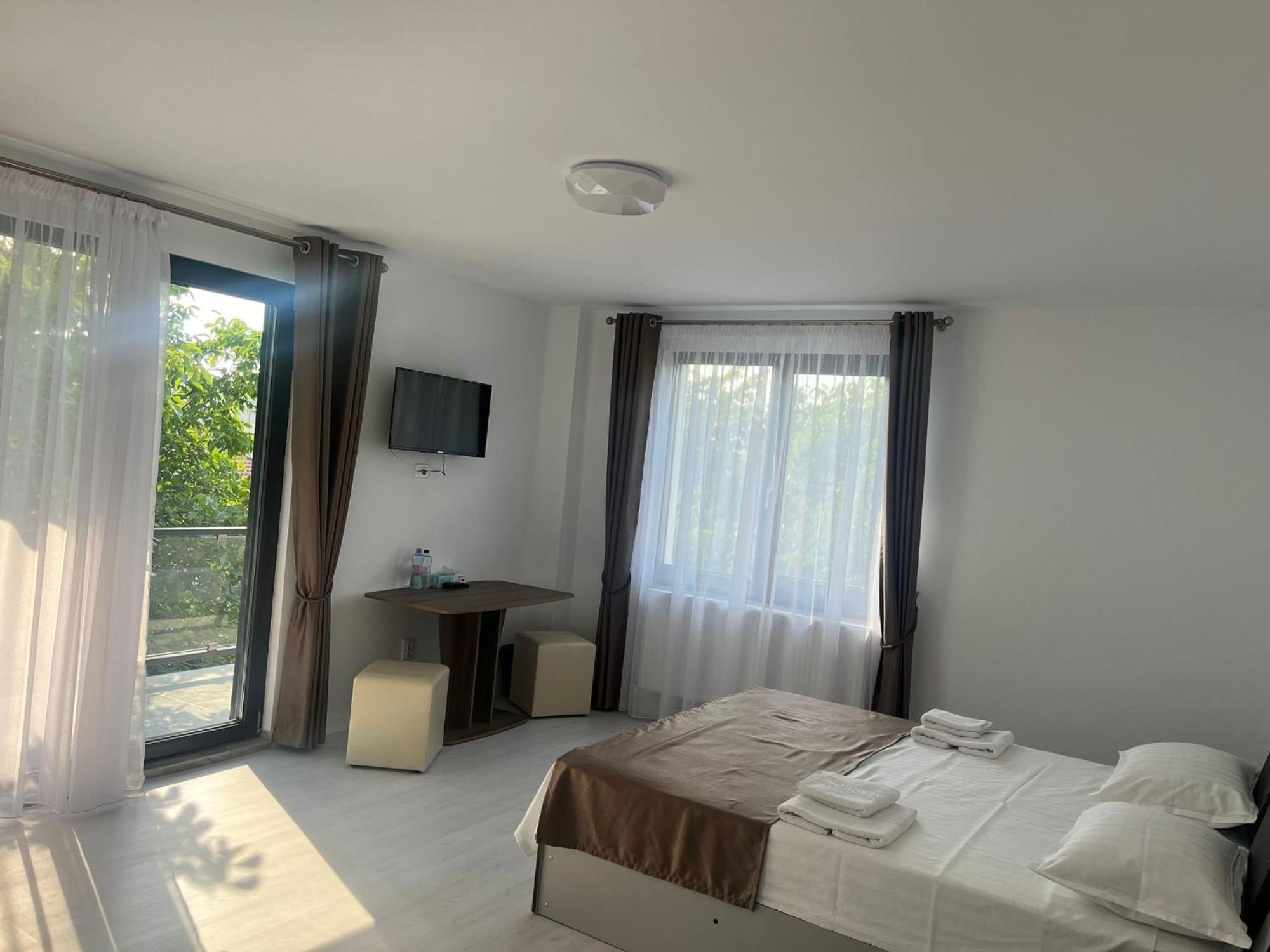 יאשי Hotel Palas Grand View מראה חיצוני תמונה