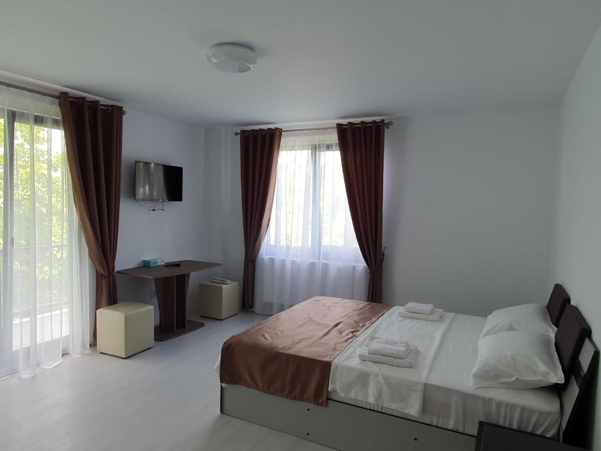 יאשי Hotel Palas Grand View מראה חיצוני תמונה